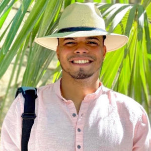 Meet your Posher, Luis